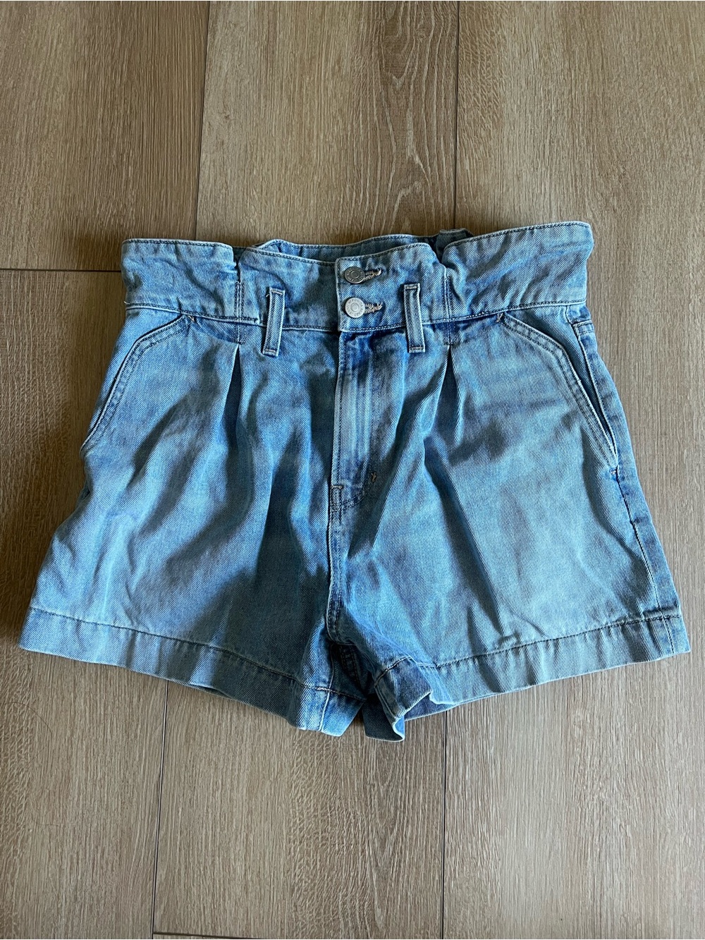 Veronica Beard Paperbag Nori High-Waist Denim Shorts Nova Wash Sz 4 27